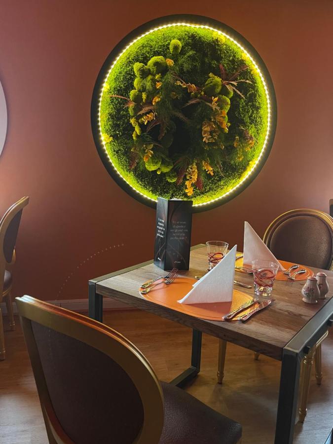Relais Vosgien - Hotel Restaurant "La Table De Sophia" 圣皮尔蒙特 外观 照片
